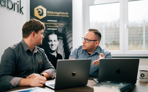 Deindustrialisierung in Deutschland? Warum die angehenden Meister entspannt auf das Polit-Chaos blicken - Foto: presseportal.de Deindustrialisierung in Deutschland? Warum die angehenden Meister entspannt auf das Polit-Chaos blicken - Foto: presseportal.de