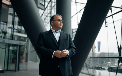 Stiftung gründen – aber ab wann? Stiftungsexperte Sascha Drache klärt über die wichtigsten finanziellen Voraussetzungen auf - Foto: presseportal.de