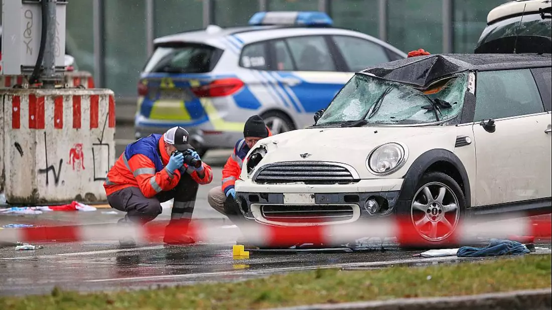 Auto fährt in München in Menschenmenge (Archiv) - Bild: über dts Nachrichtenagentur