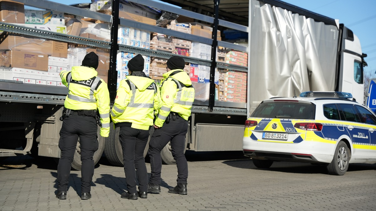 POL-BS: Verkehrskontrolle der Regionalen Kontrollgruppe und der Kontrolleinheit Fahrtüchtigkeit der Polizeidirektion Braunschweig - Foto: presseportal.de