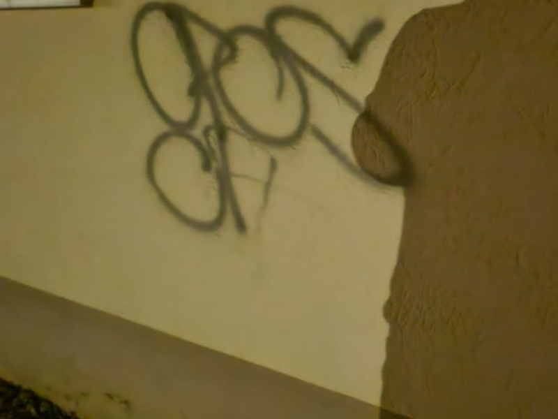 POL-HX: Farbschmiererei an Kirche in Natzungen - Foto: presseportal.de