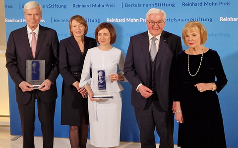 Für Frieden brauchen wir auch eine intakte Umwelt / Reinhard Mohn-Preis verliehen - Verbindungen zur DBU - Foto: presseportal.de