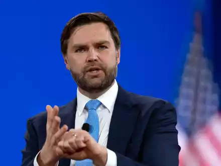 Vance wiederholt seine scharfe Kritik an den europäischen Verbündeten, die er bereits in München äußerte. - Foto: Manuel Balce Ceneta/AP/dpa