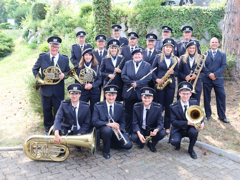 HZA-LÖ: Benefizkonzert der Zollkapelle Freiburg am 21. März 2025 im Tuniberghaus Freiburg-Tiengen Musizieren zu Gunsten des Vereins Jung & Krebs e.V.--eingetragener Verein, Freiburg - Foto: presseportal.de