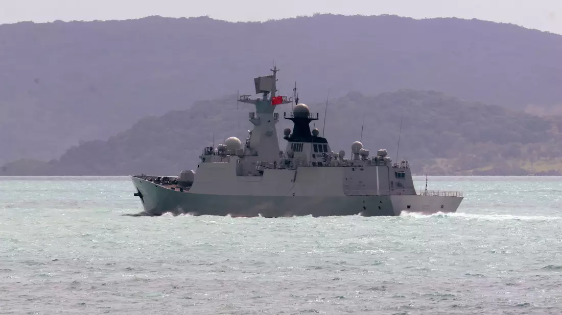 Die Schiffe befinden sich in internationalen Gewässern - könnten aber eine Gefahr für den Luftverkehr sein.  - Bild: Uncredited/Royal Australian Navy/ADF/AP/dpa