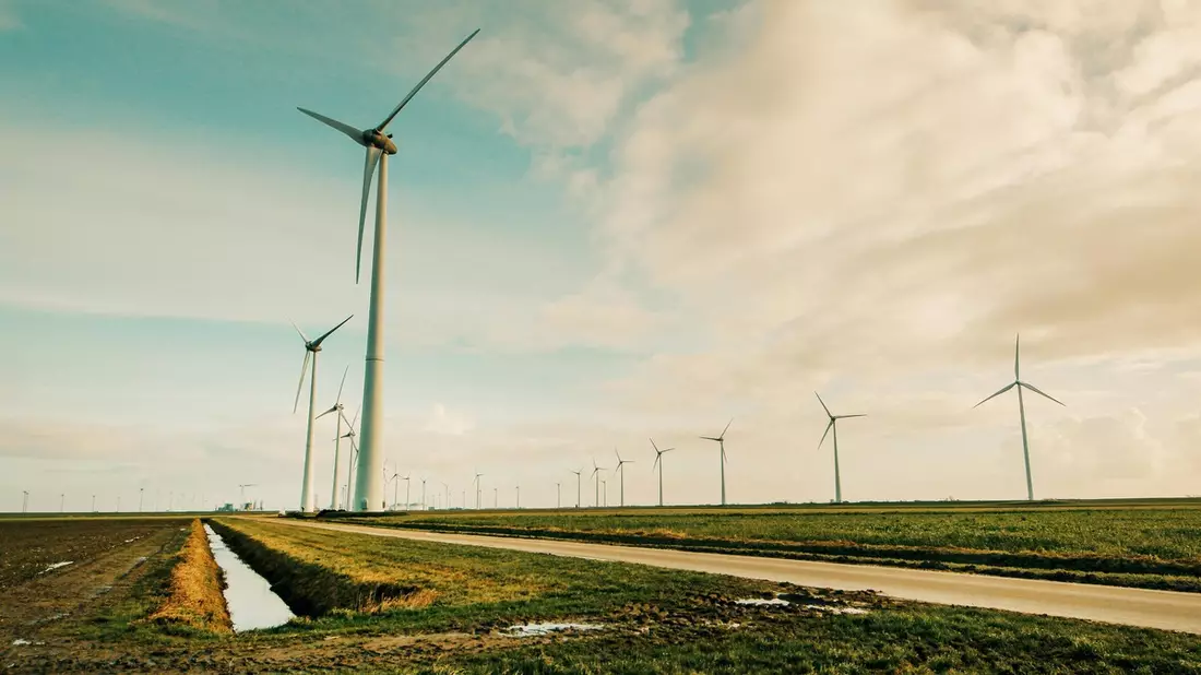 Klimaneutral trotz hohem Stromverbrauch: PLAN-B NET ZERO liefert jetzt erneuerbaren Industriestrom - Bild: presseportal.de