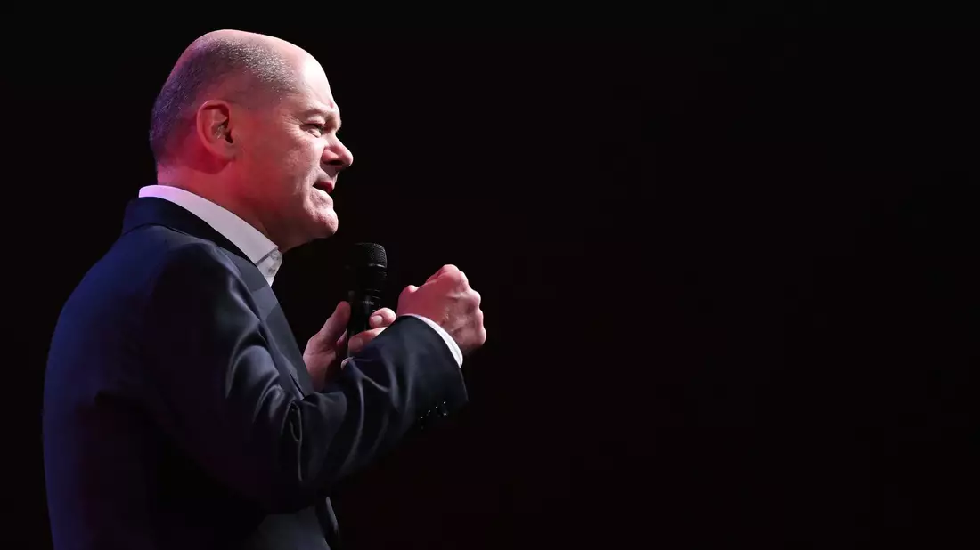 Scholz hofft auf Schub im Wahlkampffinale.  - Bild: Fabian Strauch/dpa