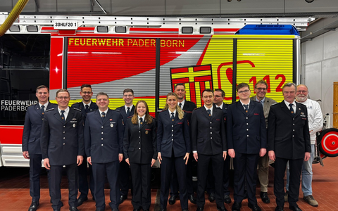 FW Paderborn: Jahreshauptversammlung des Löschzuges Schloss Neuhaus - Foto: presseportal.de