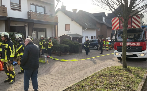 FW-BO: Zwei Hunde aus verrauchter Wohnung in Harpen gerettet - Foto: presseportal.de