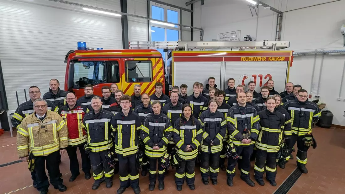 FW-KLE: Erfolgreicher Abschluss der Module 3 und 4 der Grundausbildung für Einsatzkräfte in der Freiwilligen Feuerwehr - Bild: presseportal.de
