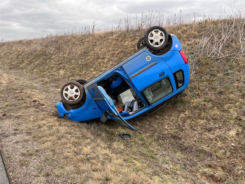 POL-PDNW: Alleinunfall einer 35-Jährigen - Foto: presseportal.de