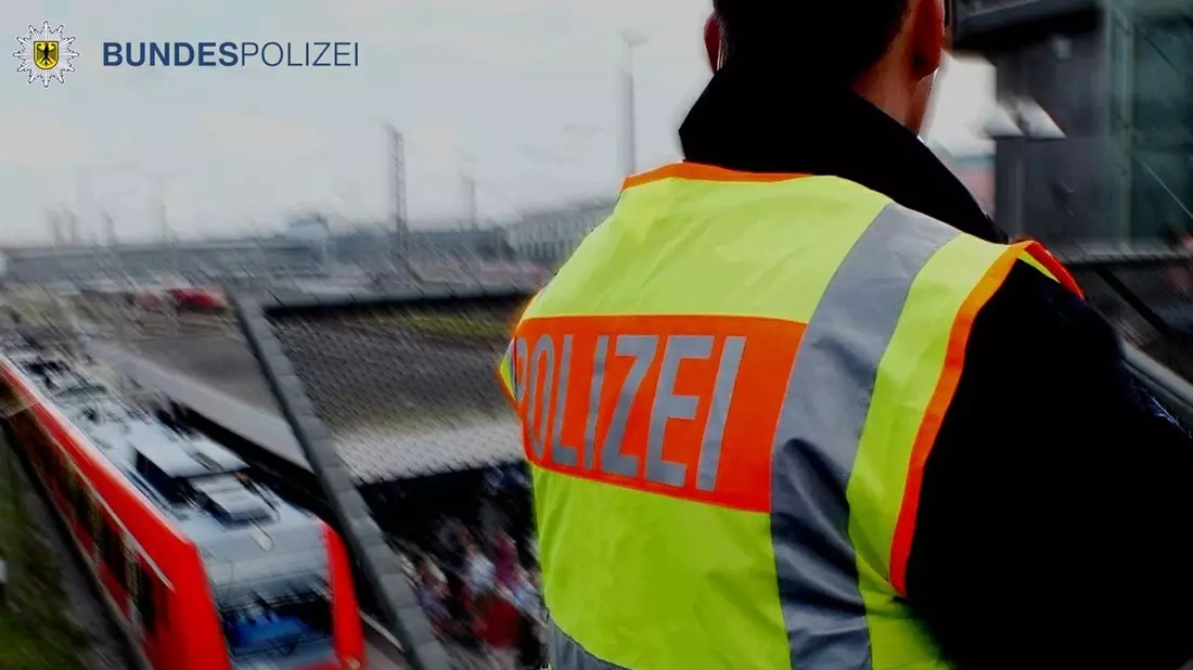 Bundespolizeidirektion München: Gleissturz endet glimpflich - Reisende warnen /Mehrere Gewalttaten im Bahnbereich - Bild: presseportal.de