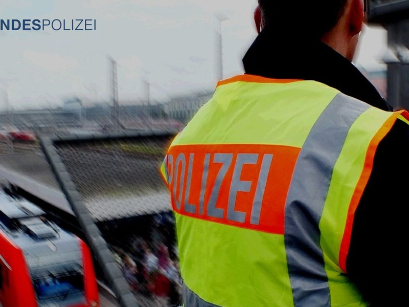 Bundespolizeidirektion München: Gleissturz endet glimpflich - Reisende warnen /Mehrere Gewalttaten im Bahnbereich - Foto: presseportal.de