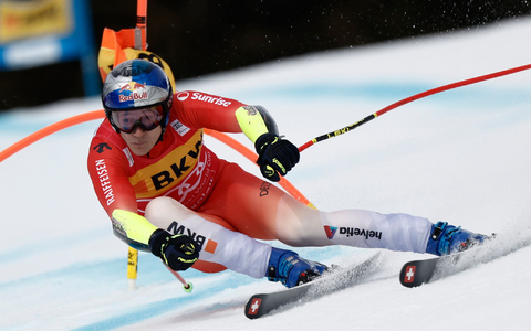 Der Schweizer Marco Odermatt feiert seinen achten Weltcup-Sieg in dieser Saison. - Foto: Gabriele Facciotti/AP/dpa