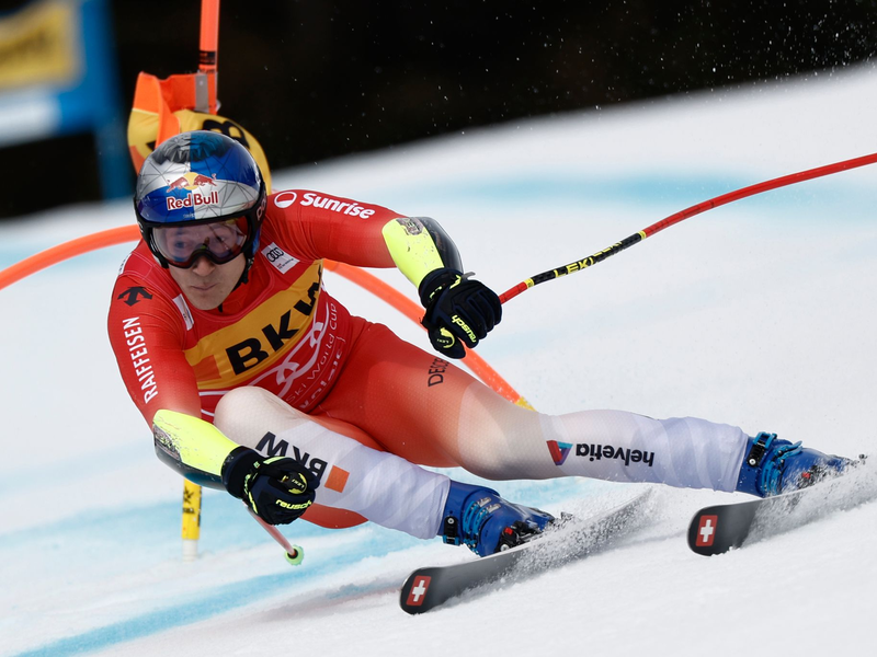 Der Schweizer Marco Odermatt feiert seinen achten Weltcup-Sieg in dieser Saison. - Foto: Gabriele Facciotti/AP/dpa