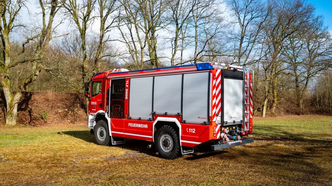 FW Finnentrop: Neues TLF 3000 für die Feuerwehr der Gemeinde Finnentrop - Bild: presseportal.de