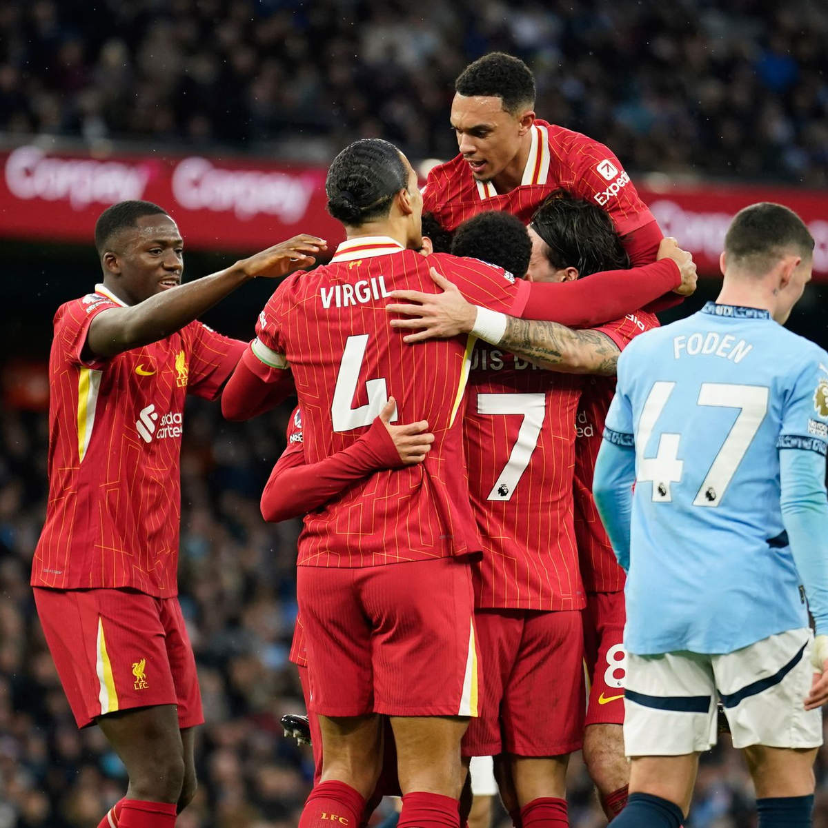 Ratlos: Pep Guardiola steckt mit Manchester City weiter tief in der Krise. - Foto: Dave Thompson/AP/dpa