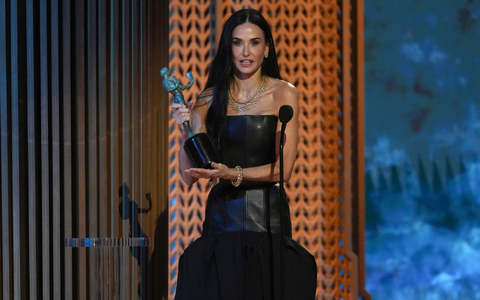 Zoe Saldana wurde bei den SAG-Awards zur besten Nebendarstellerin erklÀrt. - Foto: Chris Pizzello/Invision via AP/dpa Zoe Saldana wurde bei den SAG-Awards zur besten Nebendarstellerin erklÀrt. - Foto: Chris Pizzello/Invision via AP/dpa