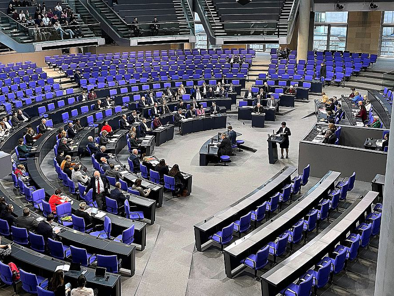 Bundestagssitzung (Archiv) - Foto: über dts Nachrichtenagentur