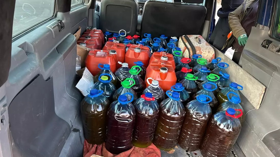 HZA-B: Behörde entdeckt Öl-Spur auf der Autobahn - 828 Liter Olivenöl sorgen für Aufsehen! - Bild: presseportal.de