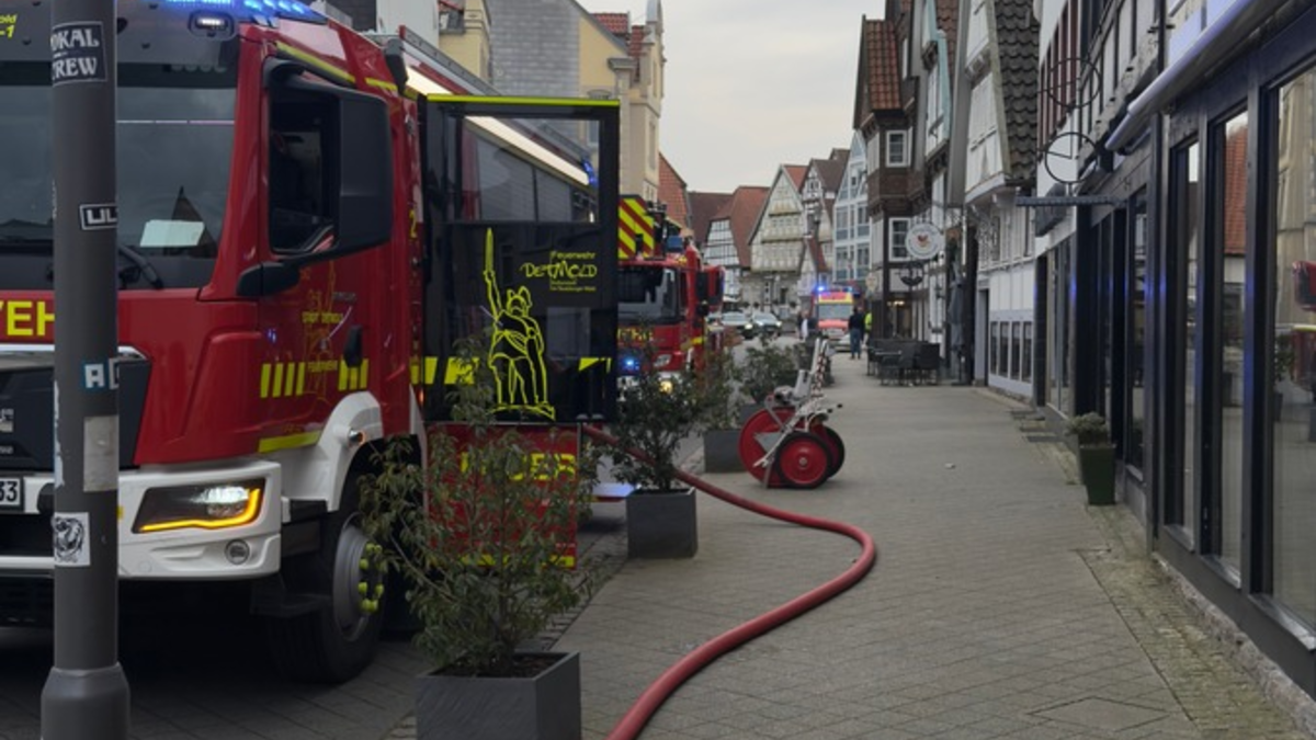 FW-DT: Gasgeruch in Mehrfamilienhaus führt zu Feuerwehreinsatz - Foto: presseportal.de