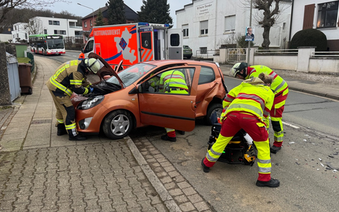 FW-EN: Auffahrunfall mit zwei Verletzten - Foto: presseportal.de