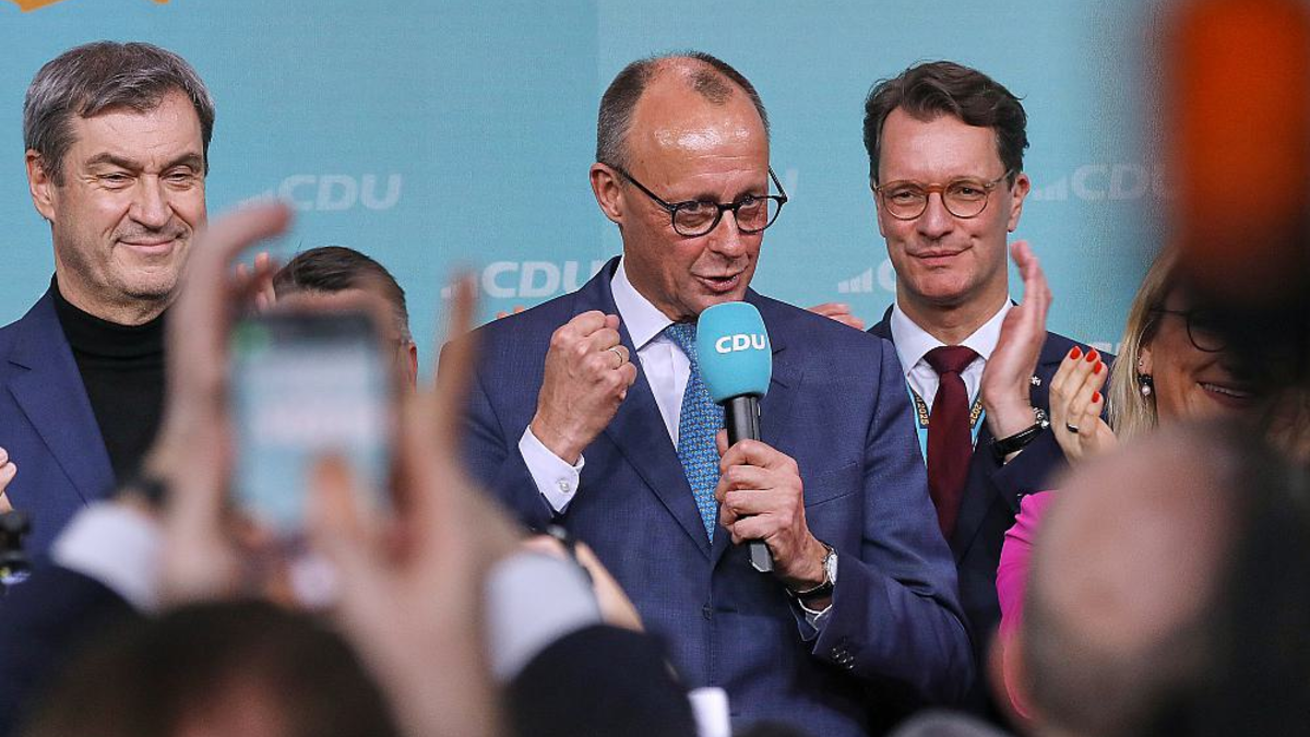 Friedrich Merz mit Unions-Spitzenpolitikern am 23.02.2025 - Foto: über dts Nachrichtenagentur