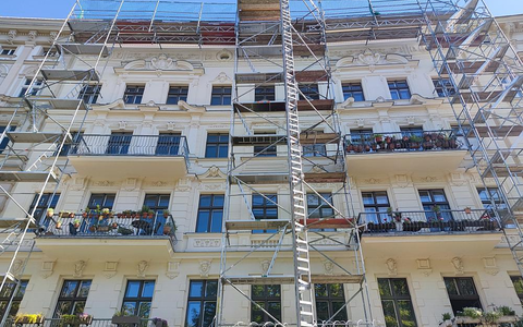 Altbau mit Baugerüst (Archiv) - Foto: über dts Nachrichtenagentur