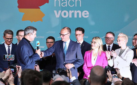 Friedrich Merz mit Unions-Spitzenpolitikern am 23.02.2025 - Foto: über dts Nachrichtenagentur