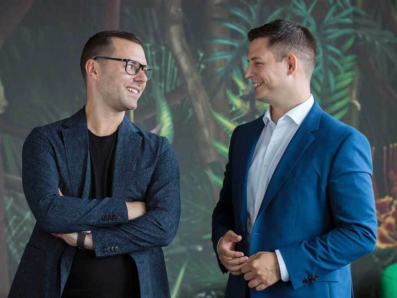 Ablehnung der Energiewende aus Unwissenheit: Aaron Brück und Philipp Boros von der Seals Group erklären, warum die Kommunikation mit Endkunden so wichtig ist - Foto: presseportal.de