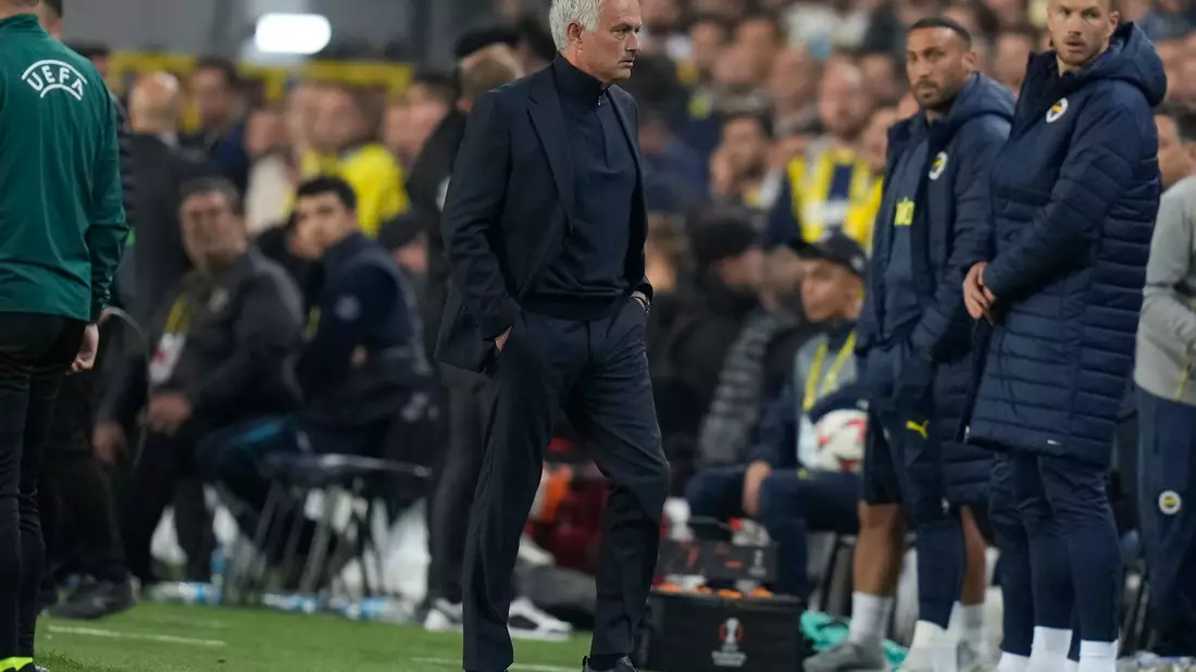 Im Blickpunkt: José Mourinho. - Bild: Francisco Seco/AP