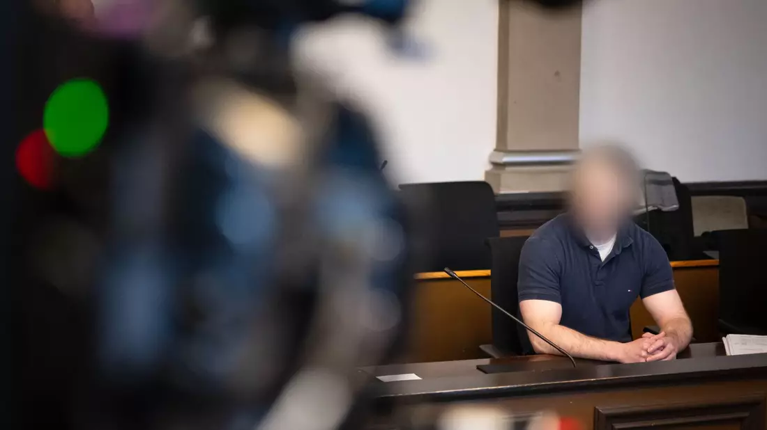 Im Mordprozess gegen einen Soldaten haben Staatsanwaltschaft, Nebenklage und Verteidigung vor dem Landgericht Verden lebenslange Haft gefordert. (Archivfoto). - Bild: Sina Schuldt/dpa