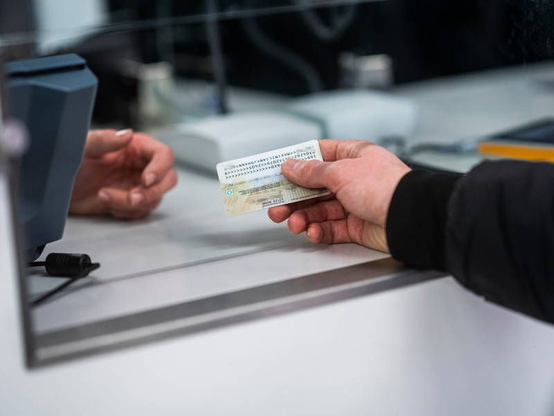 BPOL NRW: Reisepläne kurz vor dem Boarding geplatzt - Ausreise nach Barcelona verhindert. - Foto: presseportal.de