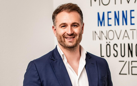 Des einen Leid, des anderen Freud: Sören Mennerich von der MENNERICH Recruiting GmbH verrät, so profitieren Baugewerbe und Industrie von Quereinsteigern auf Jobsuche - Foto: presseportal.de