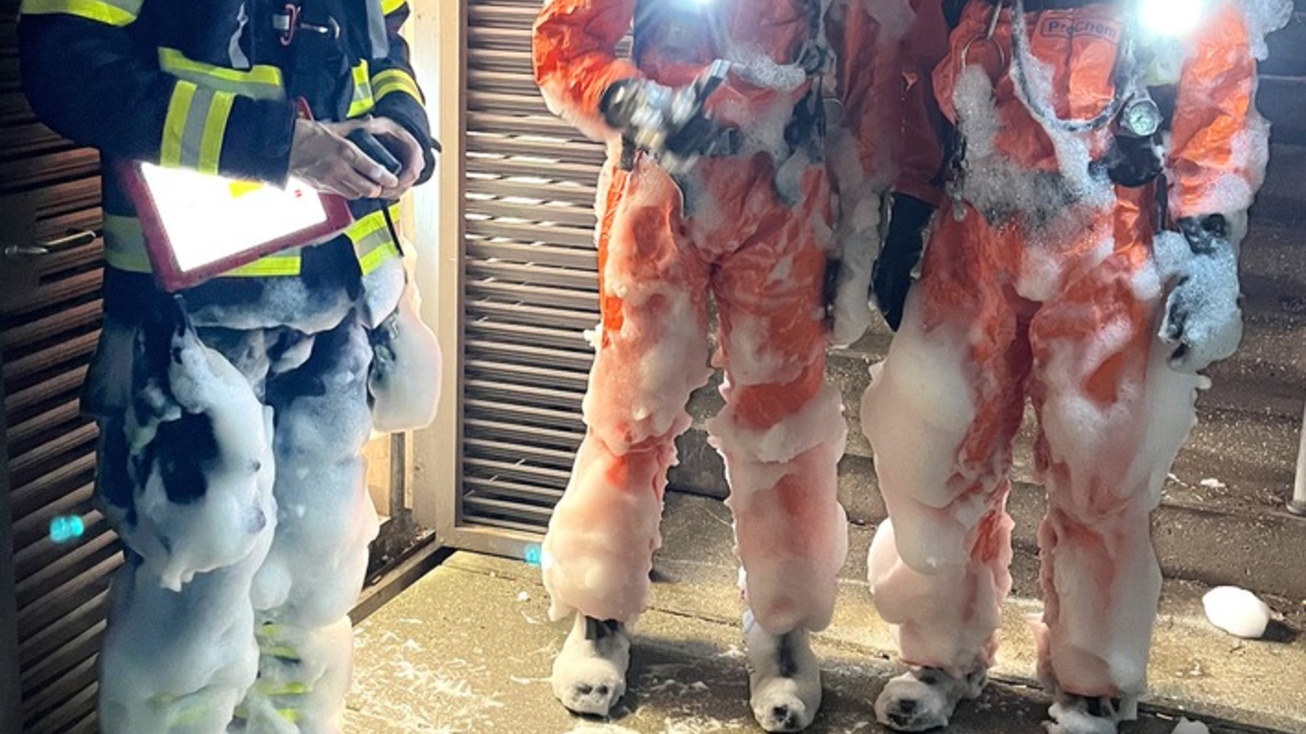 FW-M: Viel Schaum um Nichts (Moosach) - Foto: presseportal.de