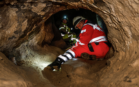 FW-MK: Feuerwehr übt in der Dechenhöhle - Foto: presseportal.de