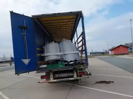 BPOLI LUD: Zwangspause für ukrainischen Sattelzug - Foto: presseportal.de