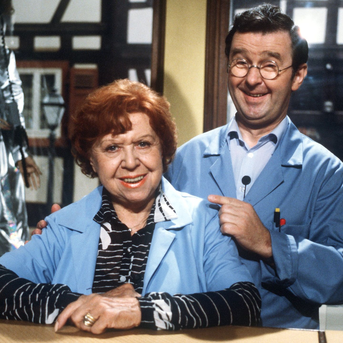  Brigitte Mira und Ernst Hilbich spielten die Hauptrollen in der TV-Serie «Funkes Werkstatt». (Arcivbild) - Foto: Jörg Schmitt/dpa