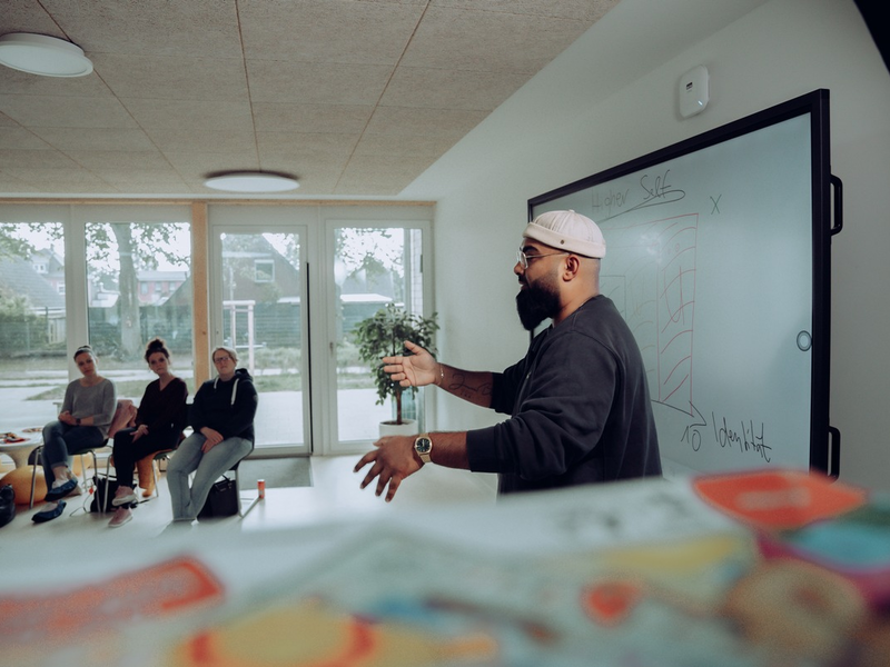Fachkräftemangel im Kita-Bereich: So begegnet Stevan Bimbasic mit Feelgood.Kita den aktuellen Herausforderungen - Foto: presseportal.de
