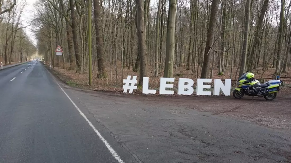 POL-KLE: Kreis Kleve - Schwerpunkteinsatz des Verkehrsdienstes der Polizei / #LEBEN soll Ziel verdeutlichen - Bild: presseportal.de