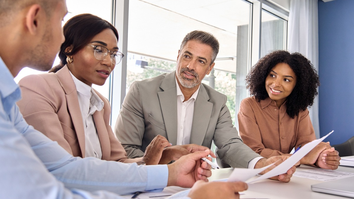 TÜV Rheinland unterstützt Unternehmen und Organisationen beim Thema Geschlechtergleichstellung - Foto: presseportal.de