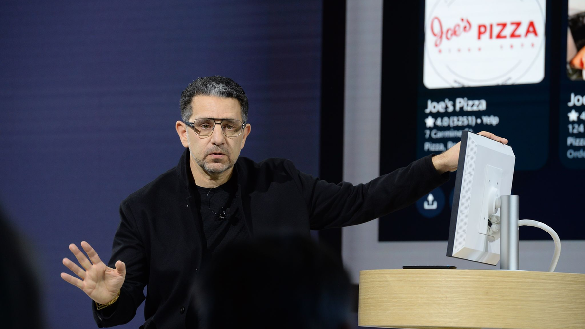 Die neue Alexa soll nützlicher als andere Chatbots sein, weil sie mehr über das Leben ihrer Nutzer weiß. - Foto: Andrej Sokolow/dpa