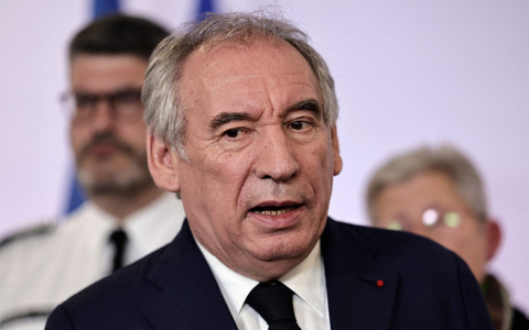 Frankreich droht Algerien mit Konsequenzen, wenn es sich weiterhin in vielen Fällen weigert, ausgewiesene Staatsbürger zurückzunehmen (Archivbild). - Foto: Stephane De Sakutin/AFP/dpa