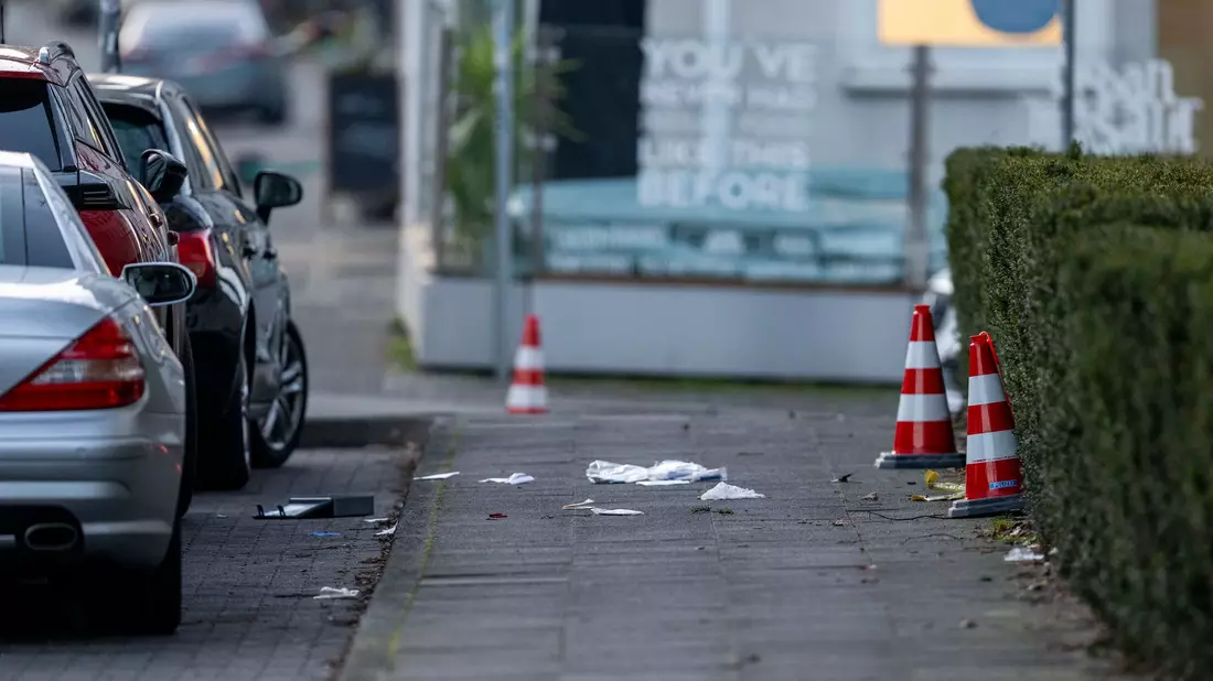 Tatort ganz in der Nähe vom Landgericht: Die Schüsse fielen kurz nachdem dort ein Prozesstag um den Tod eines ehemaligen Box-Profis zu Ende gegangen war. - Bild: David Inderlied/dpa