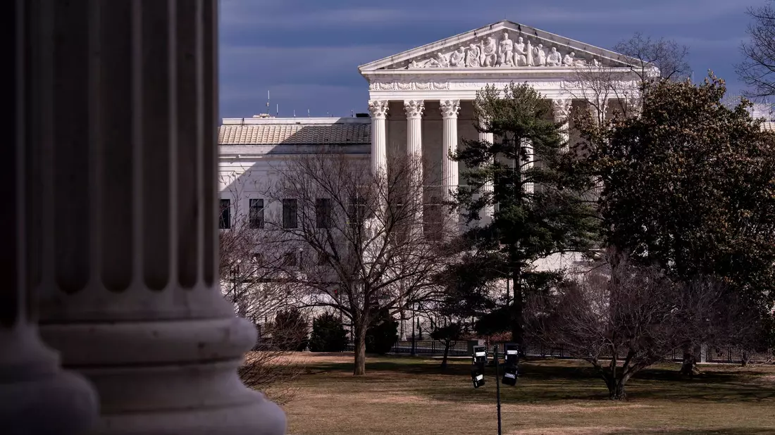 Der Supreme Court hat ein Gesuch der Regierung von Donald Trump abgelehnt. (Archivbild) - Bild: J. Scott Applewhite/AP/dpa