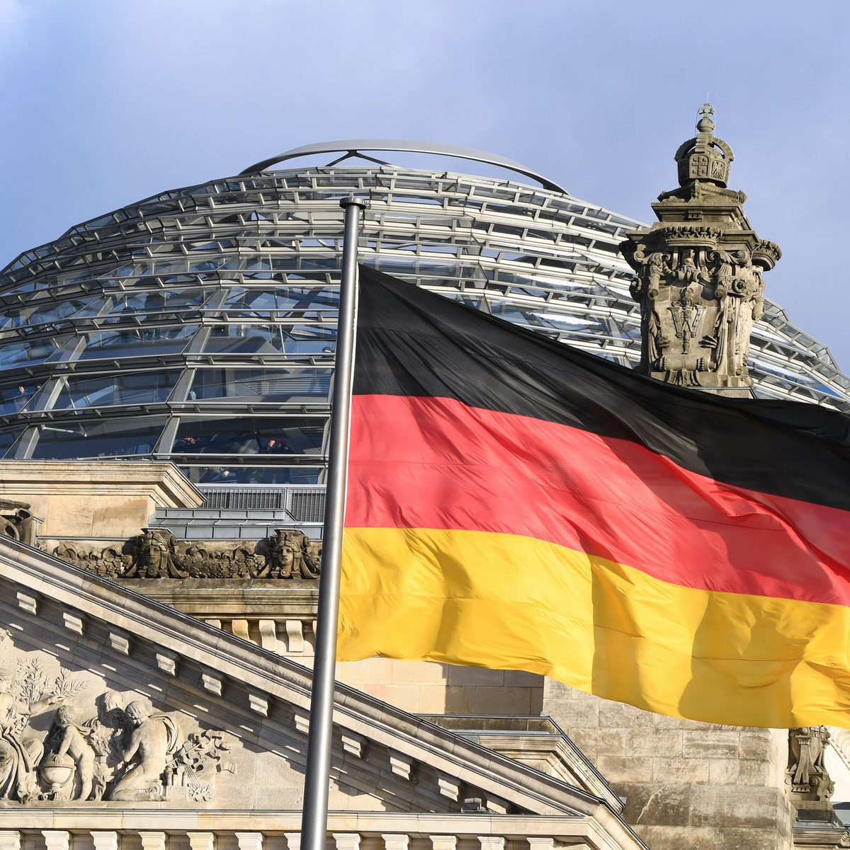 Im Bundestag gibt es neue Gesichter. (Archivbild) - Foto: Soeren Stache/dpa