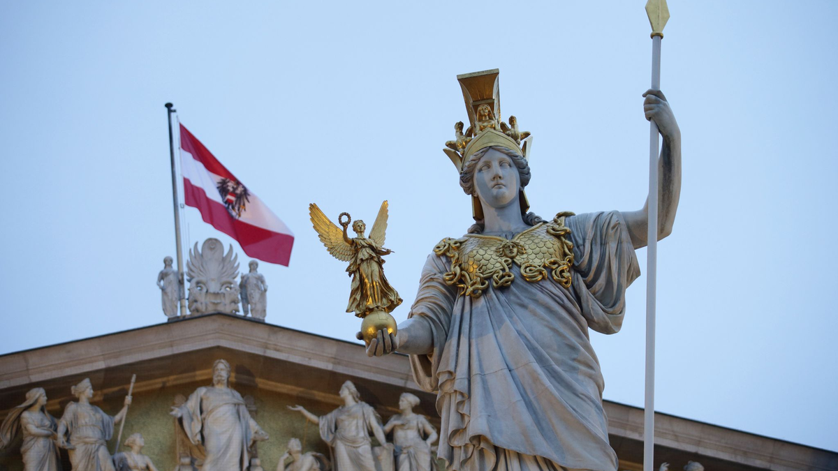 Rund 150 Tage nach der Parlamentswahl haben sich ÖVP, SPÖ und liberale Neos auf eine Koalition geeinigt. (Archivbild) - Foto: Heinz-Peter Bader/AP/dpa