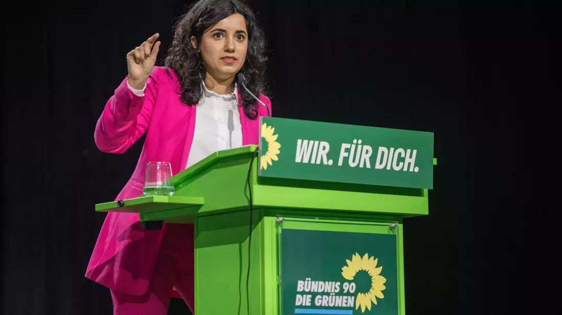 Die Grünen-Abgeordnete Misbah Khan zog über Listenplatz eins in Rheinland-Pfalz zum zweiten Mal in den Bundestag ein. - Bild: Harald Tittel/dpa