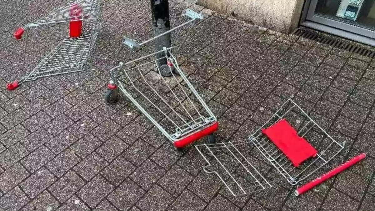 POL-WOB: Einkaufswagen von Parkdeck geworfen - Polizei sucht Zeugen - Bild: presseportal.de