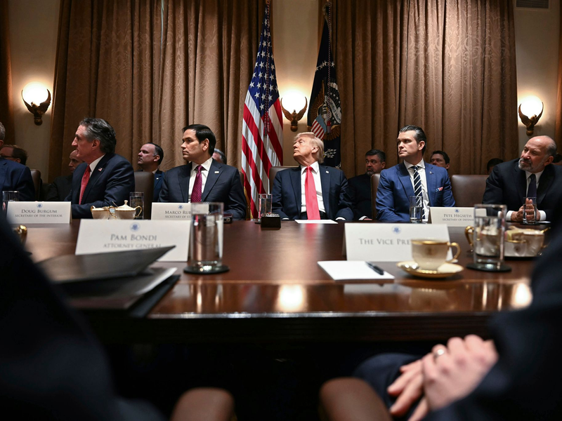 Loyales Kabinett - Foto: Uncredited/Pool/AP/dpa